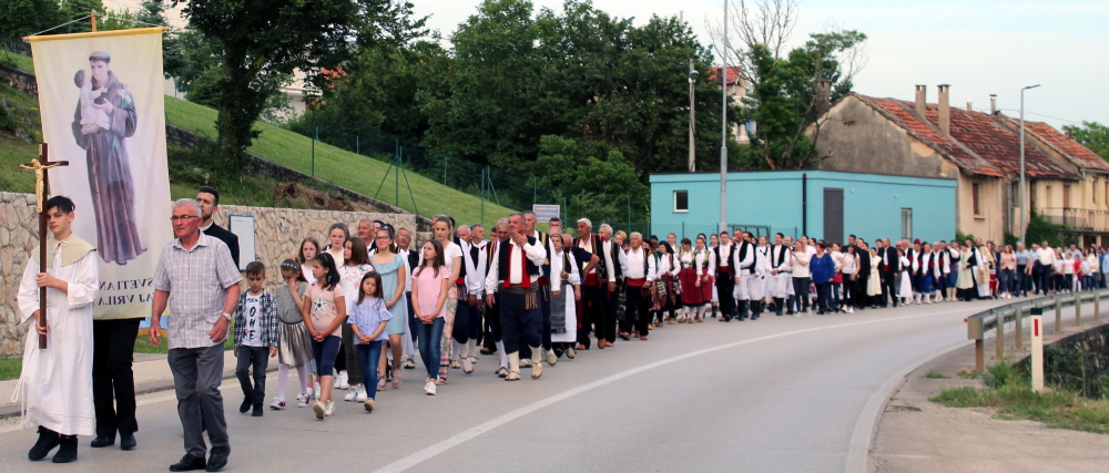 Vrila_procesija